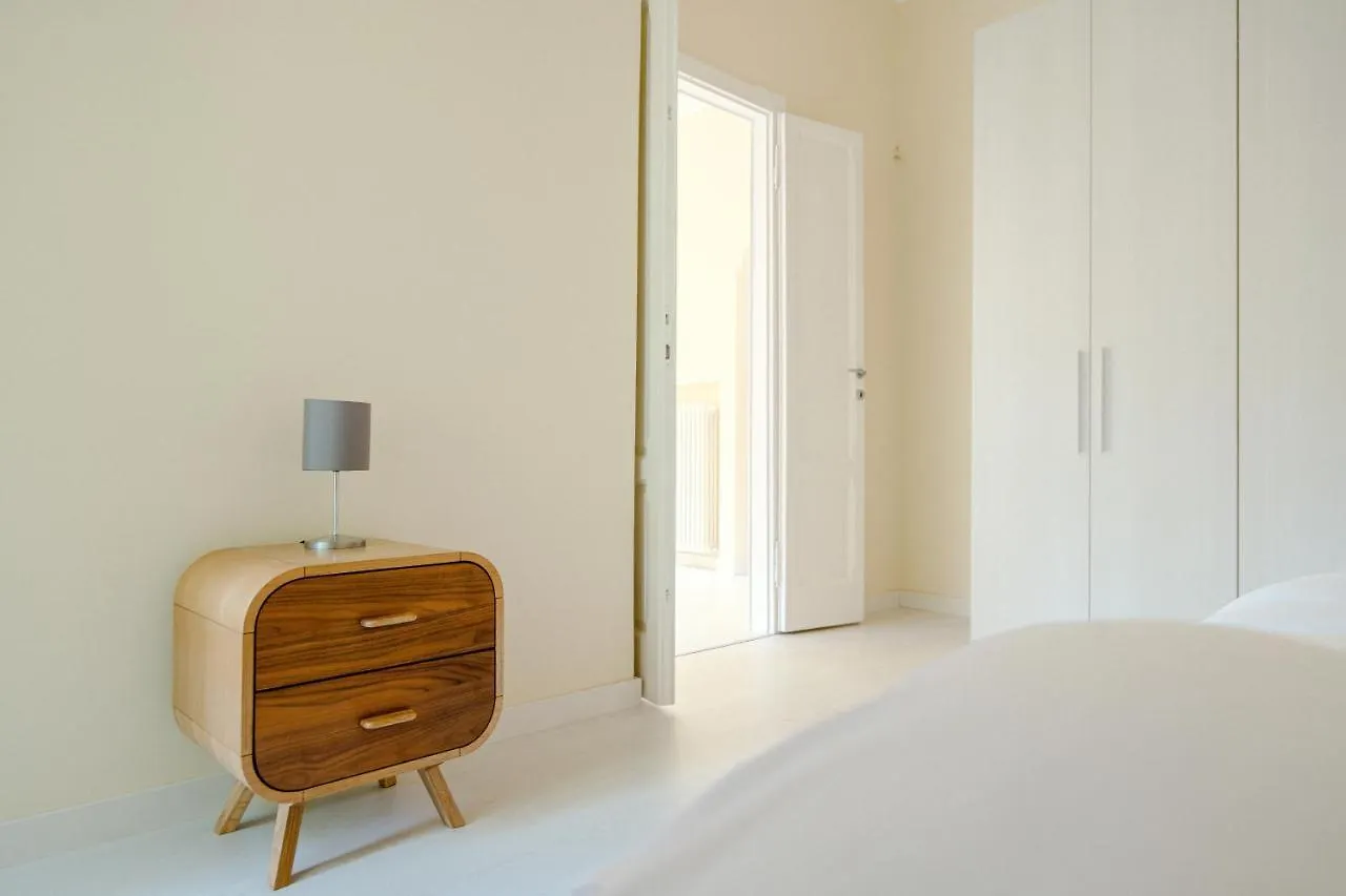Villa Vittoria - The House Of Travelers Cernobbio
